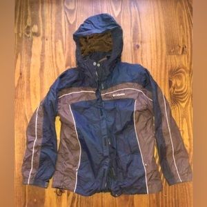 Women’s Columbia Coat & Jacket, 2 layers, size medium